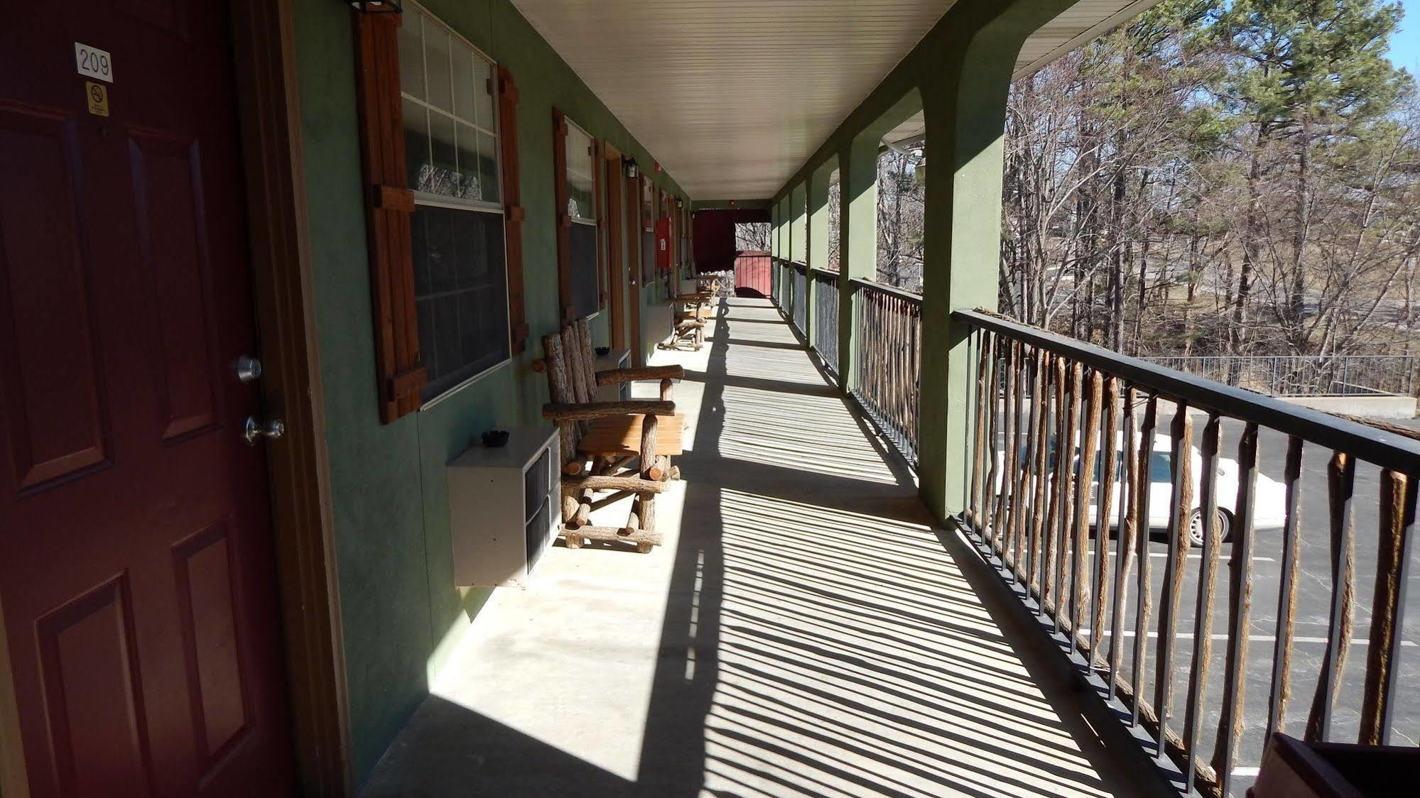 The Lodge Eureka Springs Exterior photo